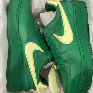Nike Green and Yellow Sneakers/Brand New!! Never worn!!